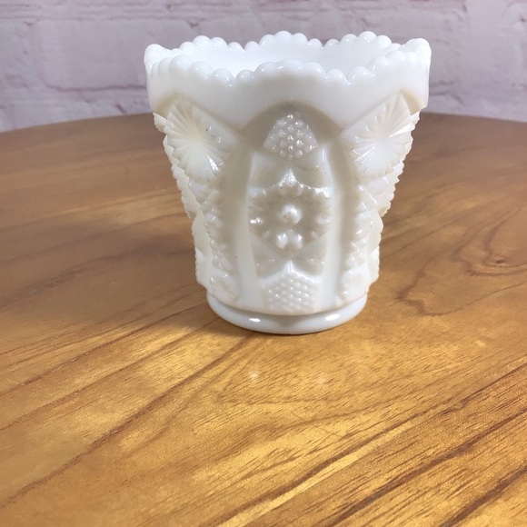 Vintage Imperial Glass White Milk Glass Bellaire Toothpick Holder - Picture 2 of 5